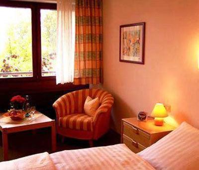 фото отеля Puchtler Gasthof Deutscher Adler und Kurhotel