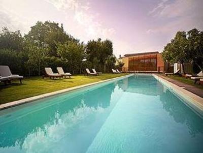 фото отеля Chateau Cordeillan Bages Hotel Pauillac