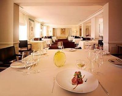 фото отеля Chateau Cordeillan Bages Hotel Pauillac