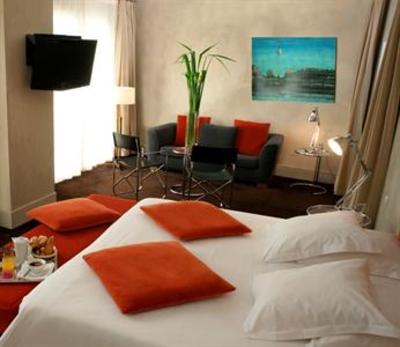 фото отеля Chateau Cordeillan Bages Hotel Pauillac