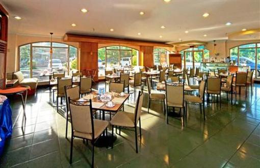 фото отеля Subic International Hotel
