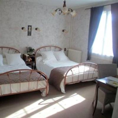 фото отеля Hotel Auberge De L'ecole Pontlevoy