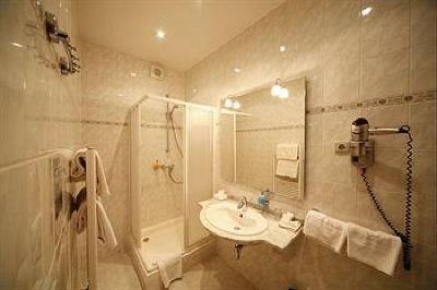 фото отеля AGH Hotel