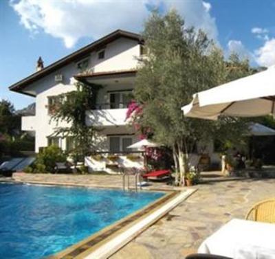 фото отеля Begonvil Suites