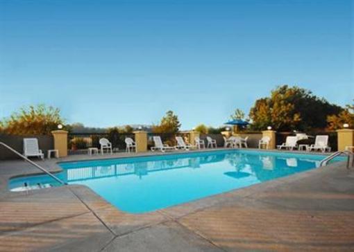 фото отеля Quality Inn & Suites Griffin