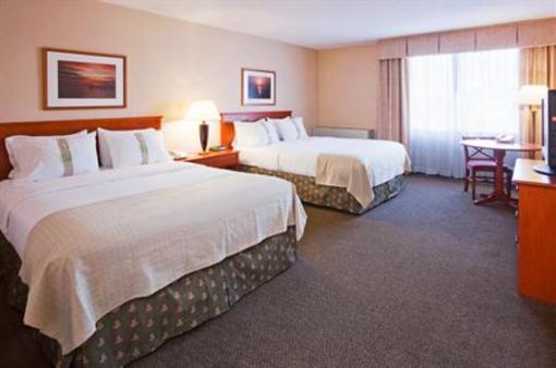 фото отеля Holiday Inn & Suites Duluth Downtown