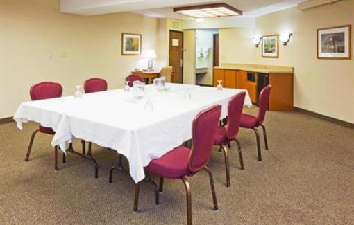 фото отеля Holiday Inn & Suites Duluth Downtown