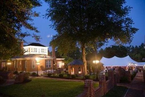 фото отеля Historic Mankin Mansion Bed and Breakfast