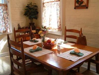 фото отеля Historic Mankin Mansion Bed and Breakfast
