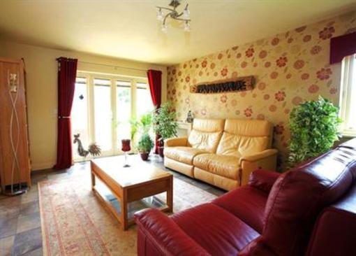 фото отеля Silverstone Guest House Towcester