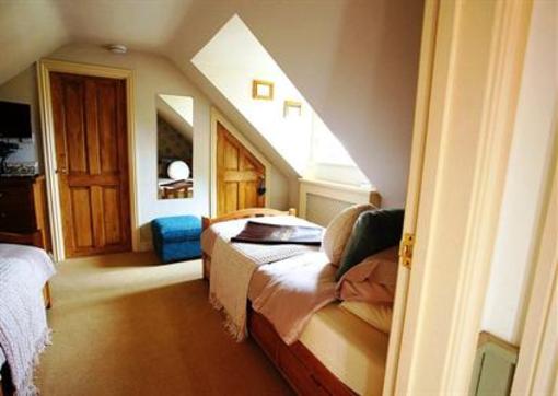 фото отеля Silverstone Guest House Towcester