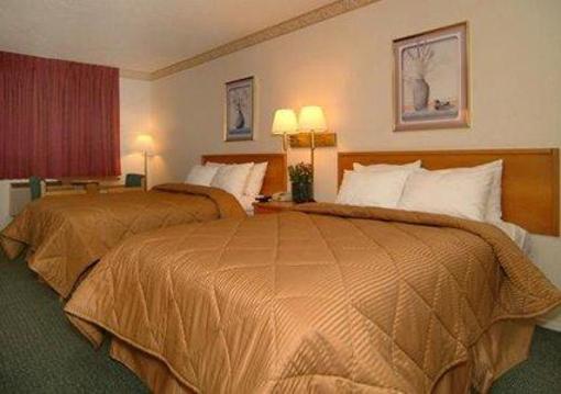 фото отеля Quality Inn & Suites Camarillo