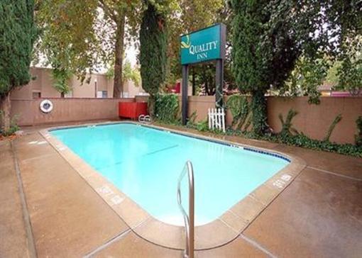 фото отеля Quality Inn Downtown Sacramento