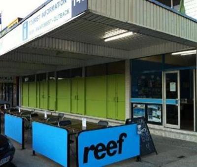 фото отеля Reef Backpackers Hostel Cairns