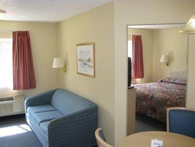 фото отеля Suburban Extended Stay Hilton Head