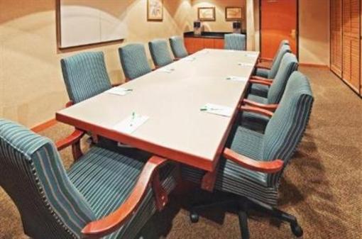 фото отеля Quality Inn and Suites Addison (Texas)