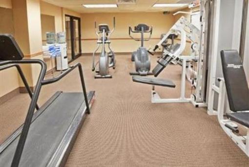 фото отеля Quality Inn and Suites Addison (Texas)