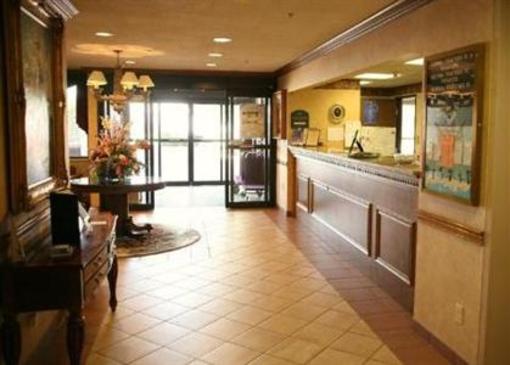 фото отеля Lexington Inn & Suites - Effingham