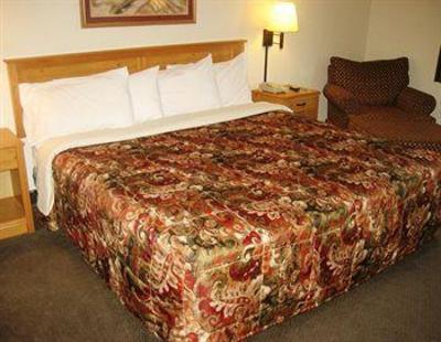 фото отеля Crossings by GrandStay Inn & Suites