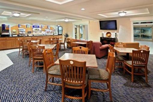 фото отеля Holiday Inn Express Yakima