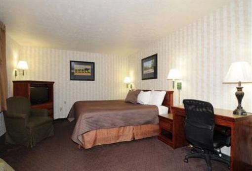 фото отеля BEST WESTERN Cross-Winds Motor Inn