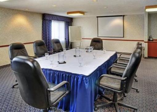 фото отеля Quality Suites London