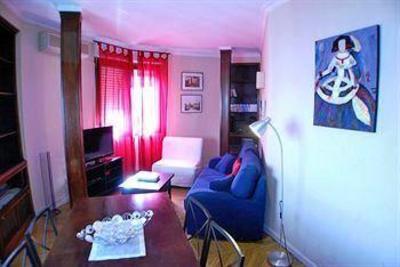 фото отеля Apartamentos Centro Historico