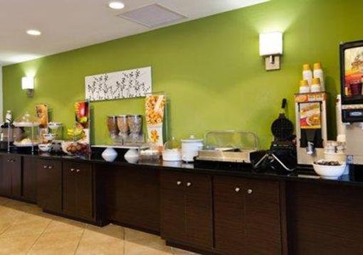 фото отеля Sleep Inn & Suites Harbour Pointe