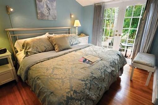 фото отеля Mango Inn Bed and Breakfast