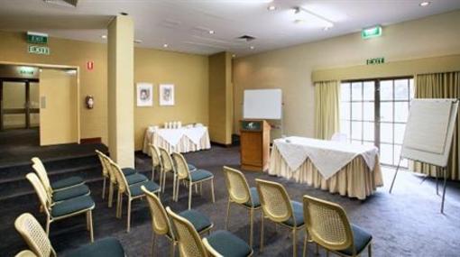фото отеля Atrium Resort Mandurah