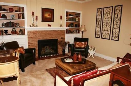 фото отеля The Hiding Place Bed and Breakfast