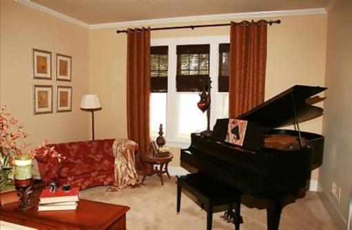 фото отеля The Hiding Place Bed and Breakfast