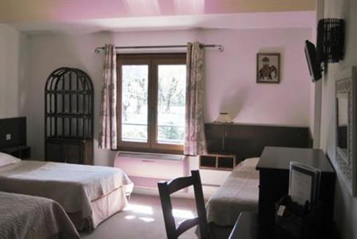 фото отеля Hotel Mistral De Provence Mas-Blanc-des-Alpilles