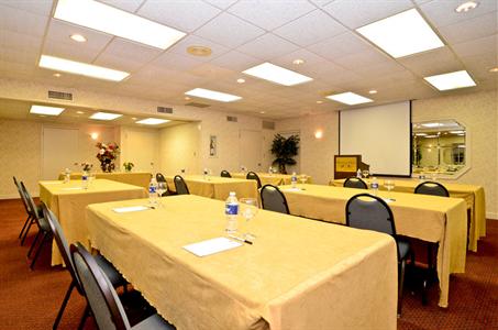фото отеля BEST WESTERN PLUS Murray Hill Inn and Suites