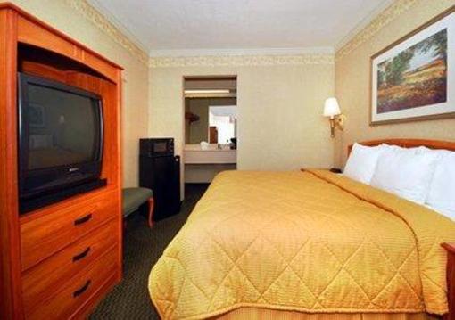 фото отеля Comfort Inn & Suites Austintown