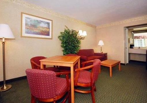 фото отеля Comfort Inn & Suites Austintown