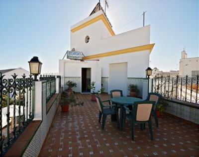 фото отеля Hostal La Posada Conil De La Frontera