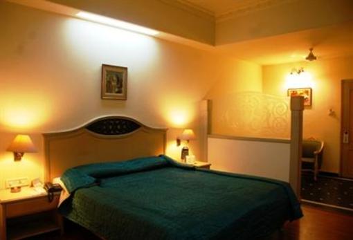 фото отеля Park Palace Hotel Kolkata