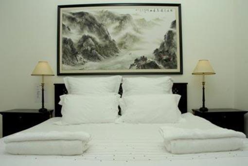 фото отеля Chameleon Lodge Strand