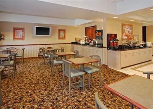 фото отеля Comfort Suites Tallahassee
