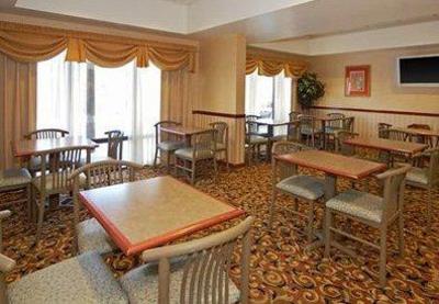 фото отеля Comfort Suites Tallahassee