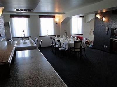 фото отеля Witek Hotel & Conference Centre Modlnica