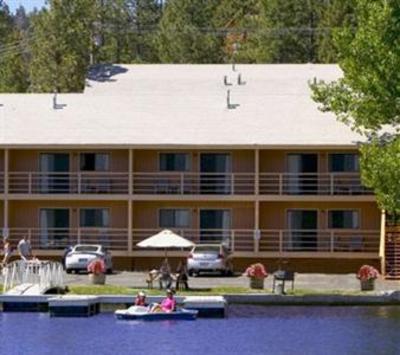 фото отеля Big Bear Lake Front Lodge