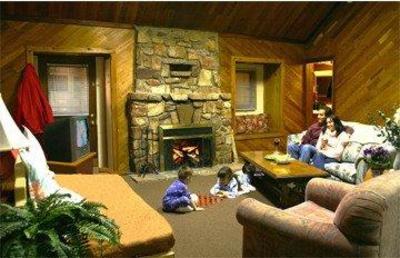 фото отеля Big Bear Lake Front Lodge