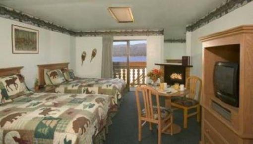 фото отеля Big Bear Lake Front Lodge
