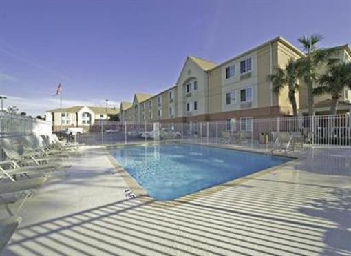 фото отеля Candlewood Suites Clearwater