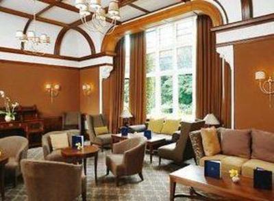 фото отеля Macdonald Old England Hotel