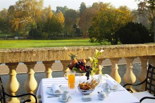 фото отеля Auberge Du Jeu de Paume Chantilly