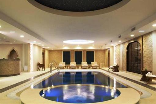 фото отеля Auberge Du Jeu de Paume Chantilly