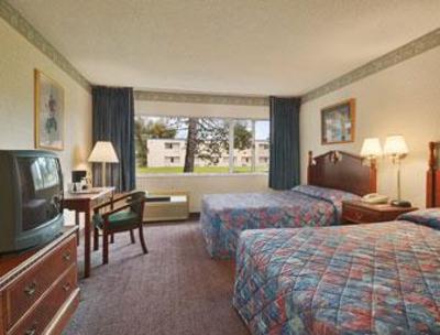 фото отеля Rodeway Inn Williamsville (New York)